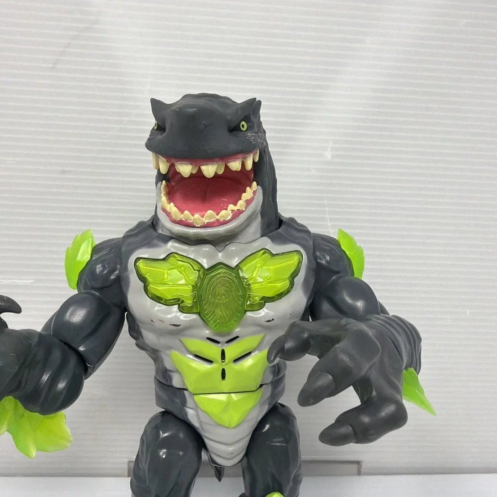 Beast Lab Shark Dino Beast Creator Action Figure Lights And Sound Moose